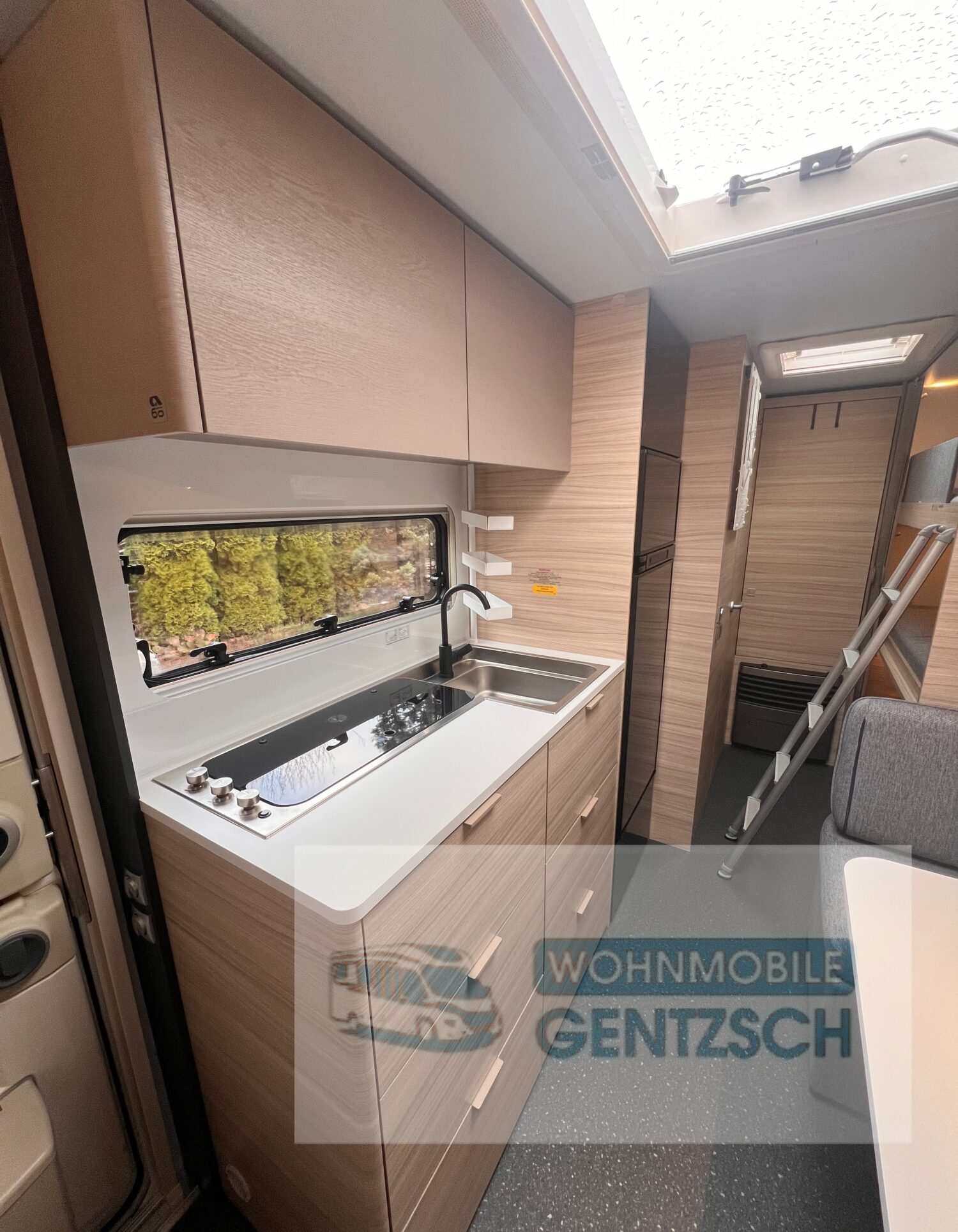 Kochbereich Wohnwagen Altea 552 PK, Gentzsch Magdeburg