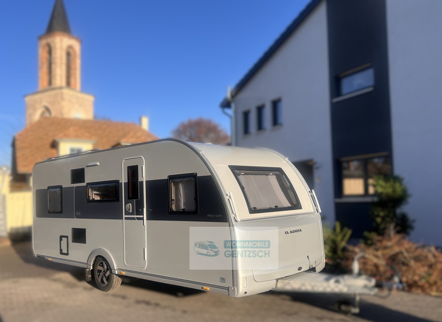 Wohnwagen Adria mieten, Etagenbett 3 Kinder, 5-6 Schlafplätze, Gentzsch Vermietung