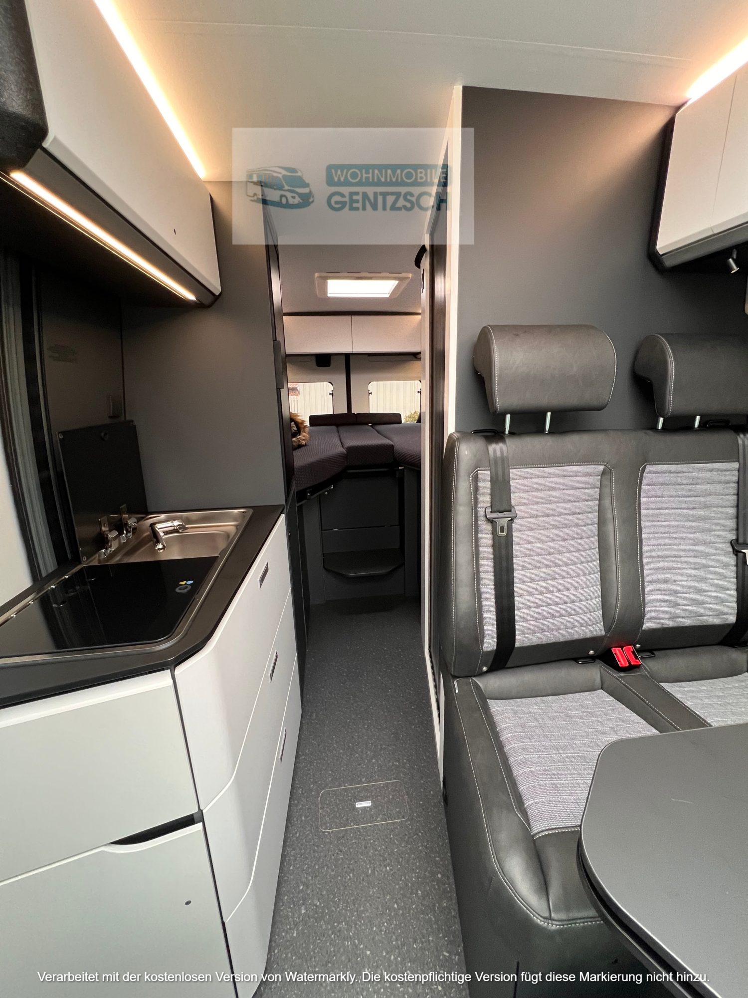 Adria Twin Supreme, Innenraum ,Wohnmobile Gentzsch